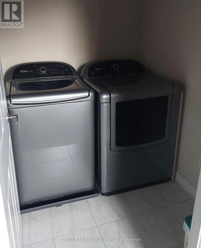 2200 Watercolours Way, Ottawa, ON - Indoor Photo Showing Laundry Room