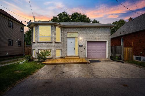 6125 Prospect Street, Niagara Falls, ON - Outdoor