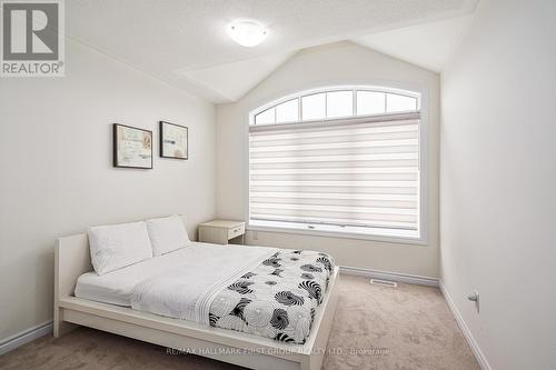 74 Nicort Road, Wasaga Beach, ON - Indoor Photo Showing Bedroom