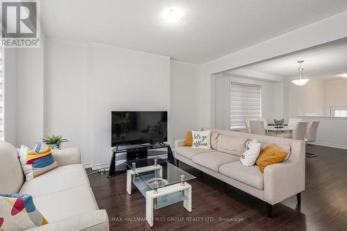 74 Nicort Road, Wasaga Beach, ON - Indoor Photo Showing Living Room