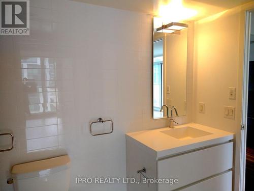 507 - 85 Queens Wharf Road, Toronto (Waterfront Communities), ON - Indoor Photo Showing Bathroom