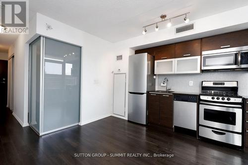 726E - 36 Lisgar Street, Toronto (Little Portugal), ON - Indoor Photo Showing Kitchen With Stainless Steel Kitchen