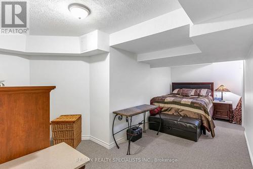 146 8Th Avenue, New Tecumseth (Alliston), ON - Indoor Photo Showing Bedroom