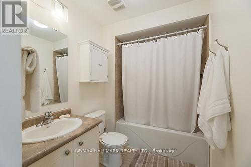 95 John Bell Crescent, Toronto (Clairlea-Birchmount), ON - Indoor Photo Showing Bathroom