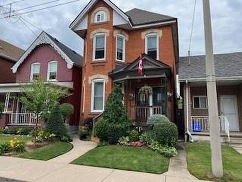 61 Oak Avenue, Hamilton, ON - Outdoor With Deck Patio Veranda With Facade