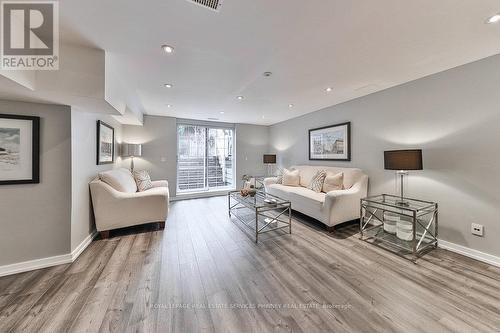 881 Goodwin Road, Mississauga (Lakeview), ON - Indoor Photo Showing Living Room