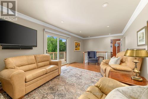 3286 County Rd 3 Road, Prince Edward County (Ameliasburgh), ON - Indoor Photo Showing Living Room