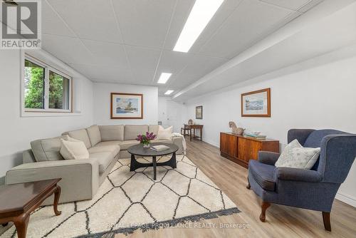 3286 County Rd 3 Road, Prince Edward County (Ameliasburgh), ON - Indoor Photo Showing Living Room