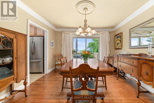 3286 County Rd 3 Road, Prince Edward County (Ameliasburgh), ON - Indoor Photo Showing Dining Room