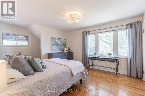 15 Rosewood Avenue, Welland, ON - Indoor Photo Showing Bedroom