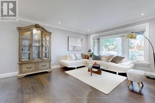 272 Third Line, Oakville (Bronte West), ON - Indoor Photo Showing Living Room