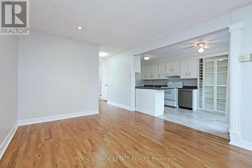 201 - 2170 Bromsgrove Road, Mississauga, ON - Indoor Photo Showing Kitchen