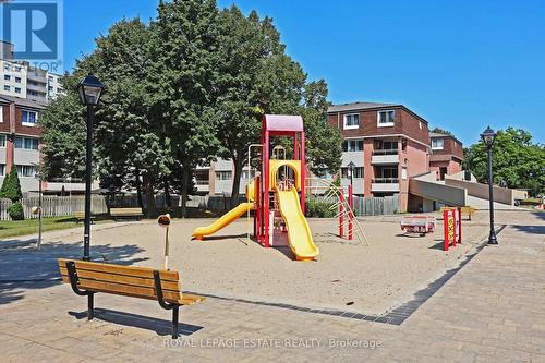 201 - 2170 Bromsgrove Road, Mississauga, ON - Outdoor