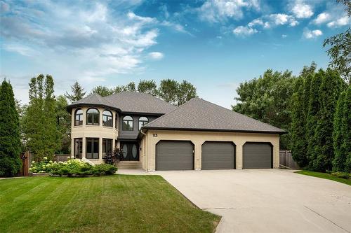 113 Shorecrest Drive, Winnipeg, MB - Outdoor With Facade