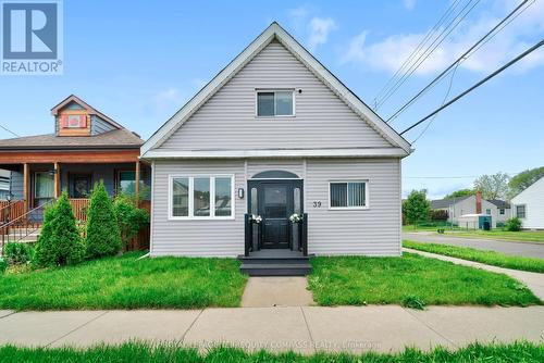 39 Division Street, Hamilton (Homeside), ON - Outdoor With Facade