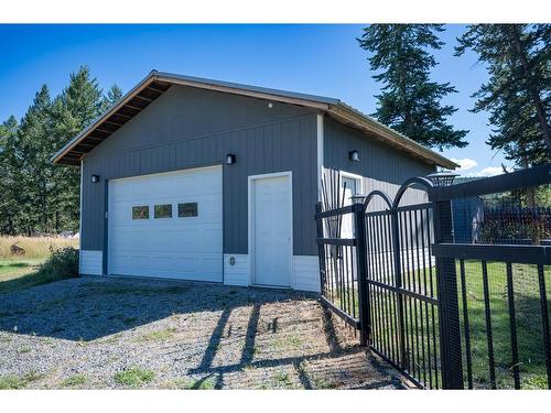 1524 12Th Avenue S, Cranbrook, BC - Outdoor With Exterior