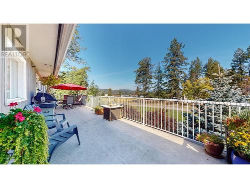 1524 12Th  S Avenue, Cranbrook, BC - Outdoor