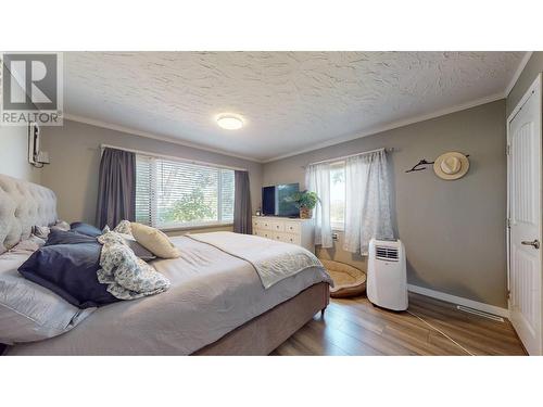 1524 12Th  S Avenue, Cranbrook, BC - Indoor Photo Showing Bedroom