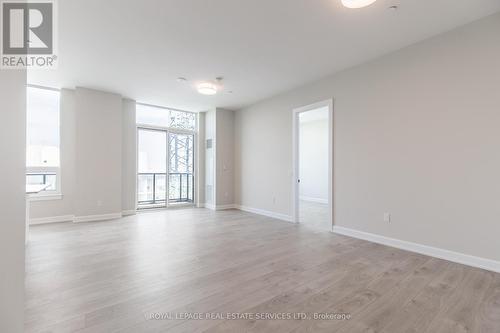 2205 - 3220 William Coltson Avenue, Oakville, ON - Indoor Photo Showing Other Room