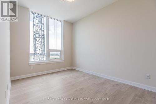 2205 - 3220 William Coltson Avenue, Oakville, ON - Indoor Photo Showing Other Room