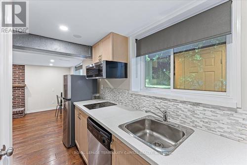 42 Richland Crescent, Toronto (Eringate-Centennial-West Deane), ON - Indoor Photo Showing Kitchen