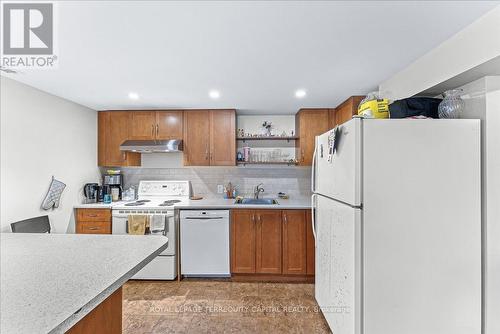 42 Richland Crescent, Toronto (Eringate-Centennial-West Deane), ON - Indoor Photo Showing Kitchen