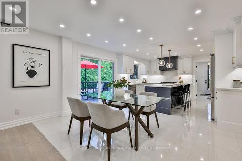 2050 Saint Andrews Place, Mississauga (Sheridan), ON - Indoor Photo Showing Dining Room