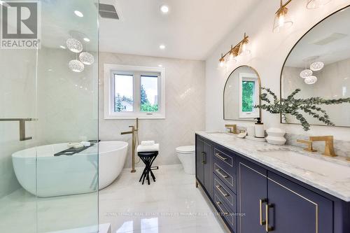 2050 Saint Andrews Place, Mississauga (Sheridan), ON - Indoor Photo Showing Bathroom