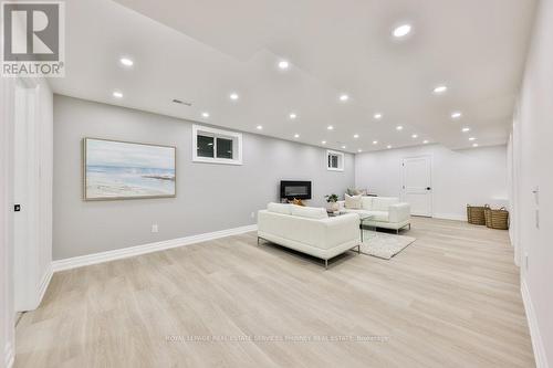 2050 Saint Andrews Place, Mississauga, ON - Indoor