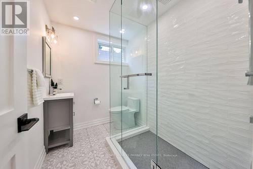 2050 Saint Andrews Place, Mississauga (Sheridan), ON - Indoor Photo Showing Bathroom