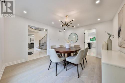 2050 Saint Andrews Place, Mississauga (Sheridan), ON - Indoor Photo Showing Dining Room