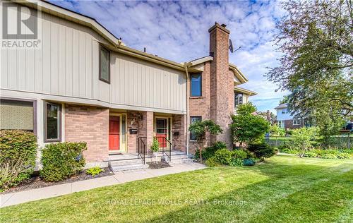 2 - 410 Craigleith Drive, Waterloo, ON - Outdoor