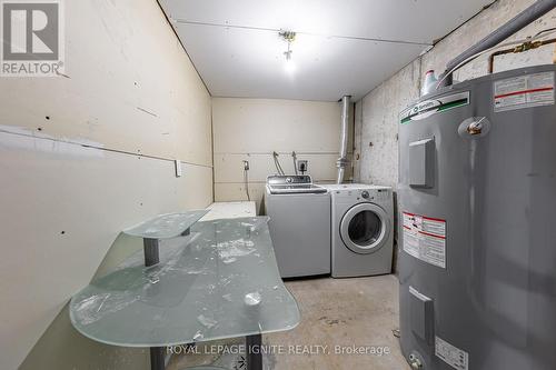 392 Gothic Drive, Oshawa, ON - Indoor Photo Showing Laundry Room