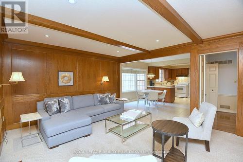 258 Shoreacres Road, Burlington (Shoreacres), ON - Indoor Photo Showing Living Room