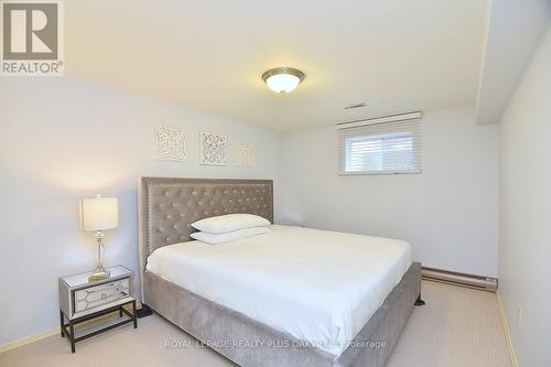 258 Shoreacres Road, Burlington (Shoreacres), ON - Indoor Photo Showing Bedroom