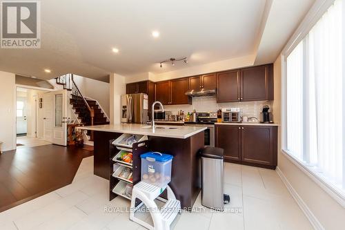 25 Patterson Drive, Haldimand, ON - Indoor Photo Showing Kitchen