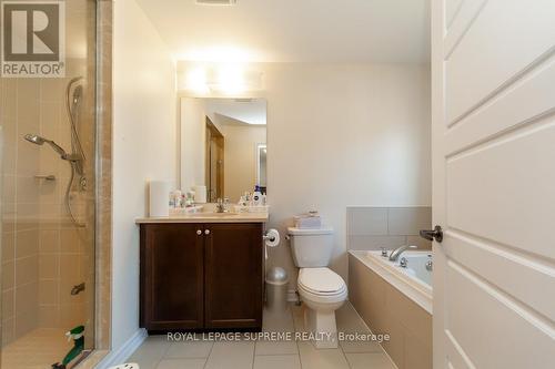 25 Patterson Drive, Haldimand, ON - Indoor Photo Showing Bathroom