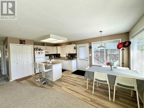 B 32 Lakeview Avenue, Williams Lake, BC - Indoor Photo Showing Other Room