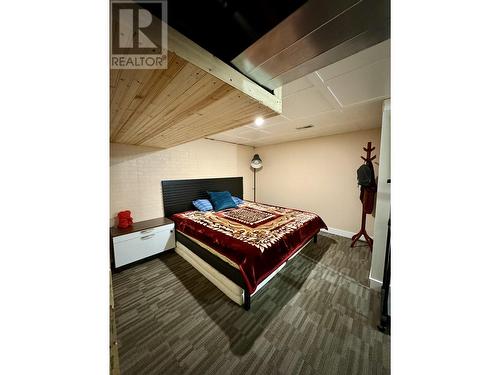 B 32 Lakeview Avenue, Williams Lake, BC - Indoor Photo Showing Bedroom