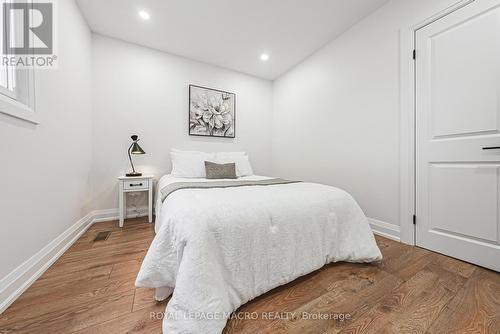 276 Ivon Avenue, Hamilton, ON - Indoor Photo Showing Bedroom