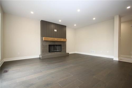 19 West Farmington Drive, St. Catharines, ON - Indoor With Fireplace