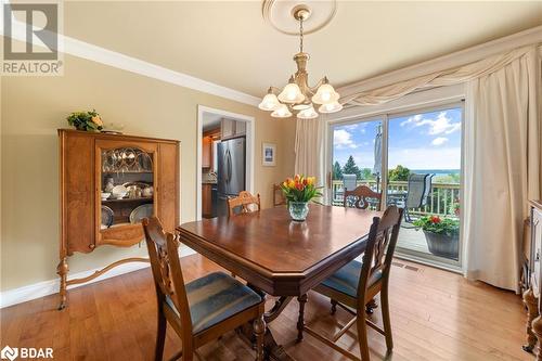 3286 County Rd 3 Road, Prince Edward County, ON - Indoor Photo Showing Dining Room