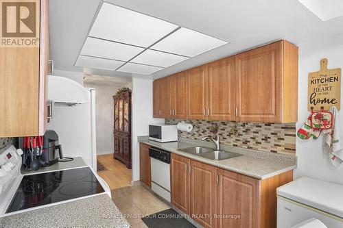 1605 - 330 Alton Towers Circle, Toronto, ON - Indoor Photo Showing Kitchen With Double Sink