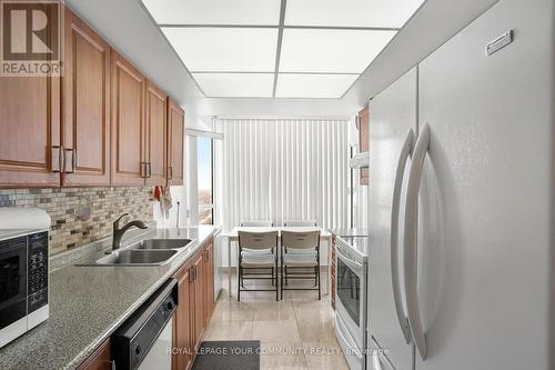 1605 - 330 Alton Towers Circle, Toronto, ON - Indoor Photo Showing Kitchen With Double Sink