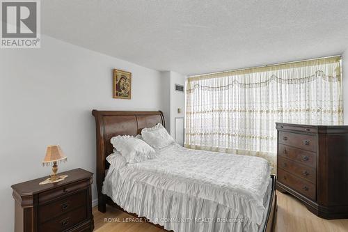 1605 - 330 Alton Towers Circle, Toronto, ON - Indoor Photo Showing Bedroom