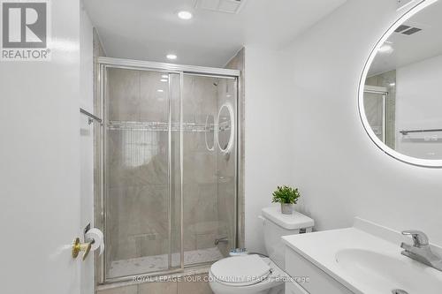 1605 - 330 Alton Towers Circle, Toronto, ON - Indoor Photo Showing Bathroom