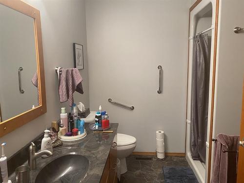 117119 Rupert Avenue, Crystal City, MB - Indoor Photo Showing Bathroom