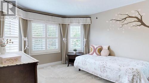 188 Coon'S Road, Richmond Hill (Oak Ridges), ON - Indoor Photo Showing Bedroom