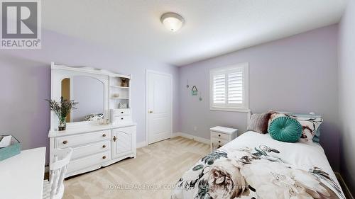 188 Coon'S Road, Richmond Hill, ON - Indoor Photo Showing Bedroom