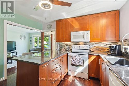 269 Valermo Drive, Toronto (Alderwood), ON - Indoor Photo Showing Kitchen